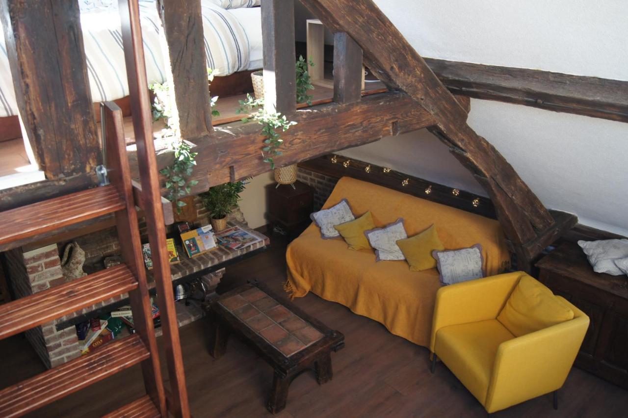 Appartement Le perchoir de St-Antoine à Honfleur Extérieur photo